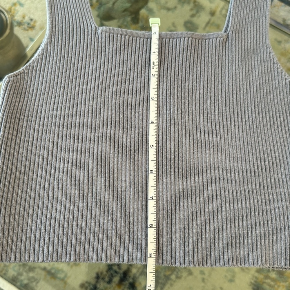 Knit crop top🆕 - Picture 7 of 8